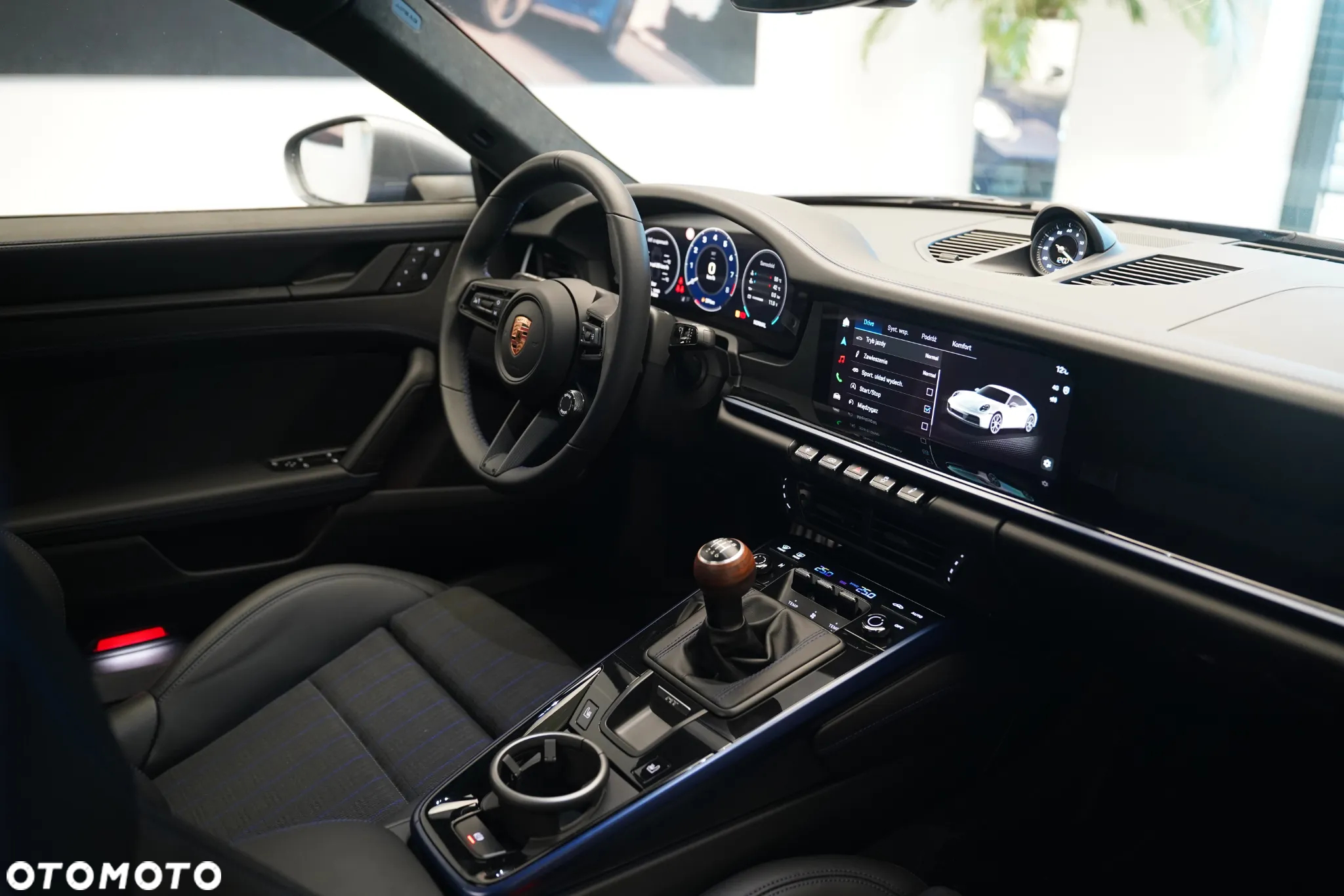 Porsche 911 Carrera T - 14