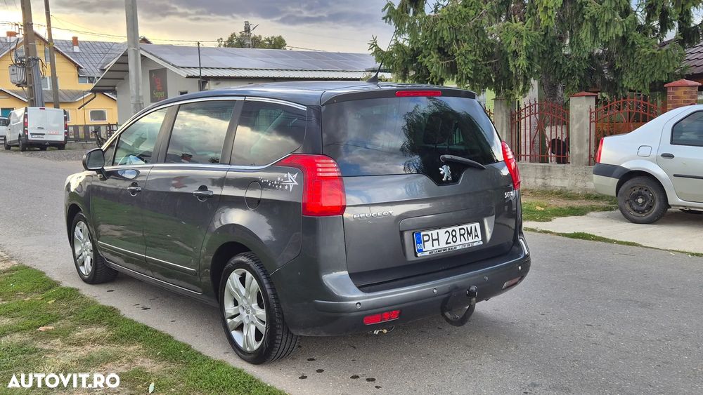 PEUGEOT 5008 2010 — imagine 3