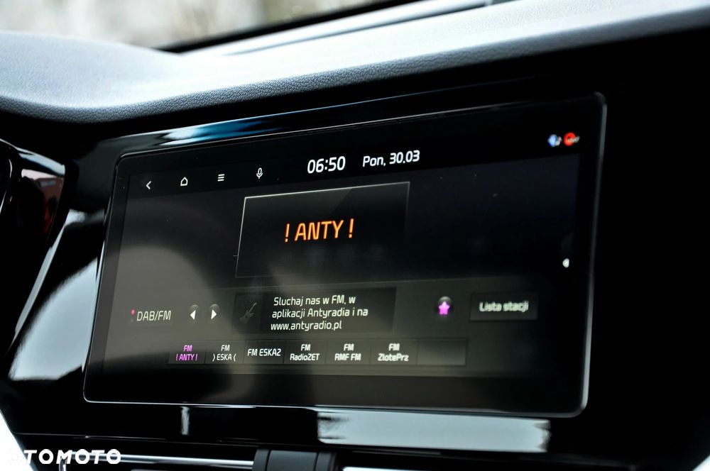 Kia Niro 1.6 GDI Plug-in Hybrid L Business Line - 32