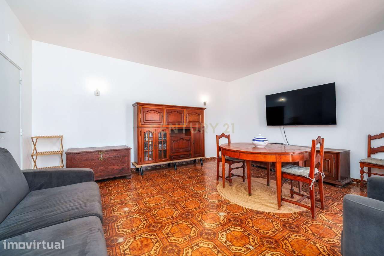 Moradia T2 + T2 com 1,7 ha e pomar de laranjeiras - Grande imagem: 4/24