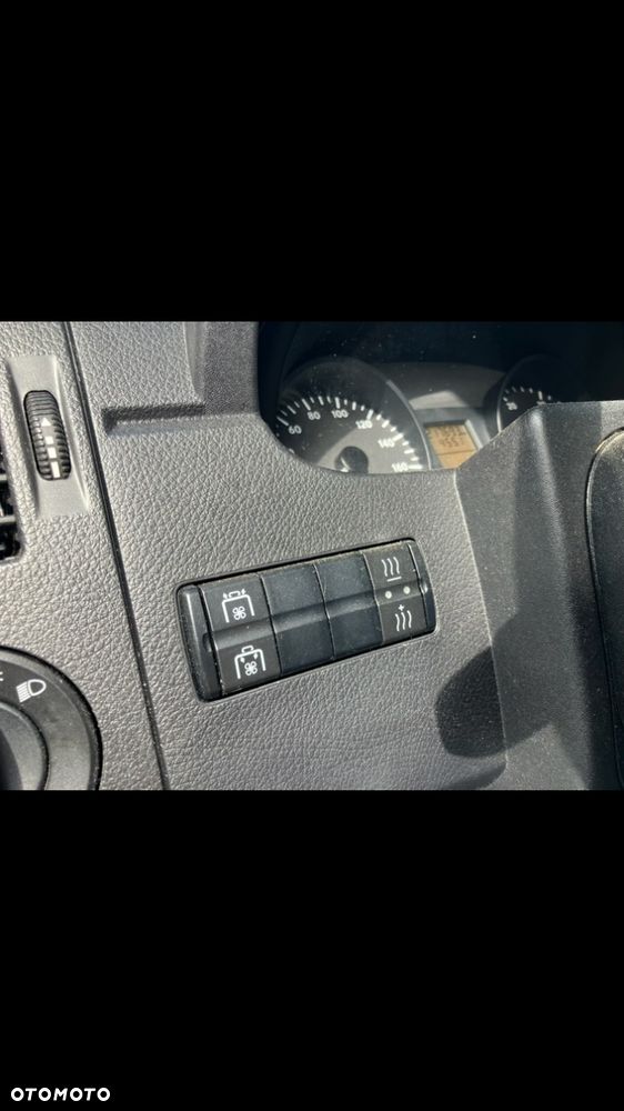 Mercedes-Benz Sprinter 319  3.0 V6 4x4 - 8