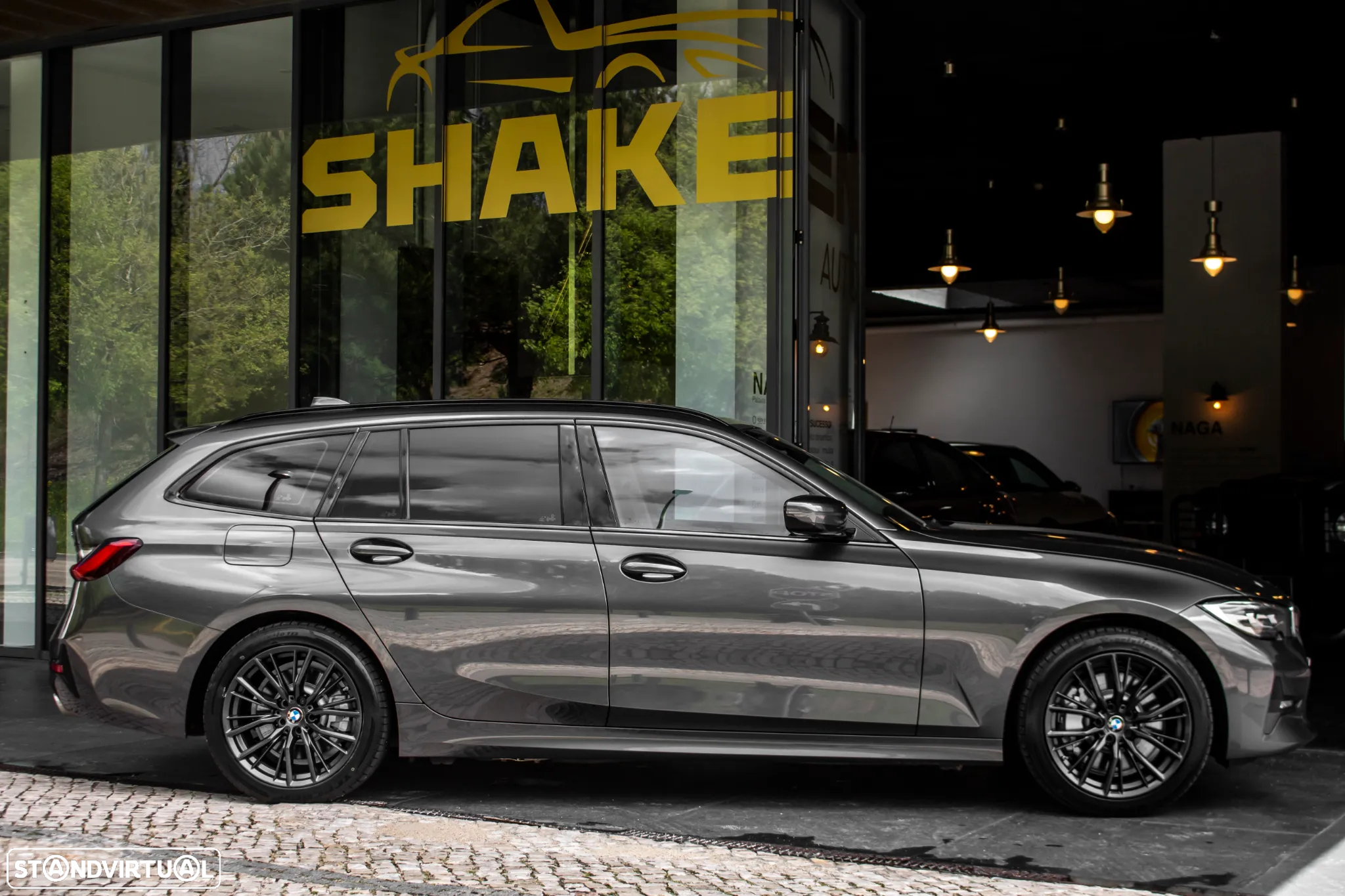BMW 330 e Touring Line Luxury Auto - 5