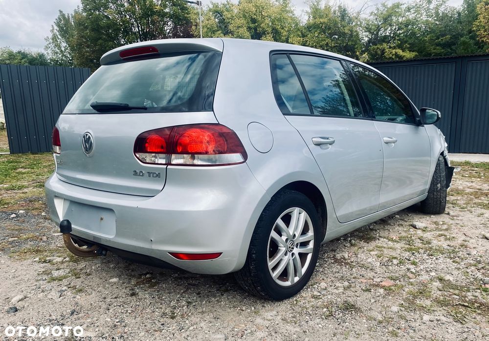 Volkswagen Golf 2.0 TDI DPF Highline - 3