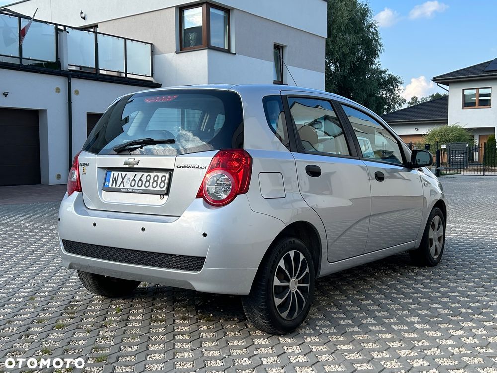 Chevrolet Aveo 1.2 16V Base / Classic - 5