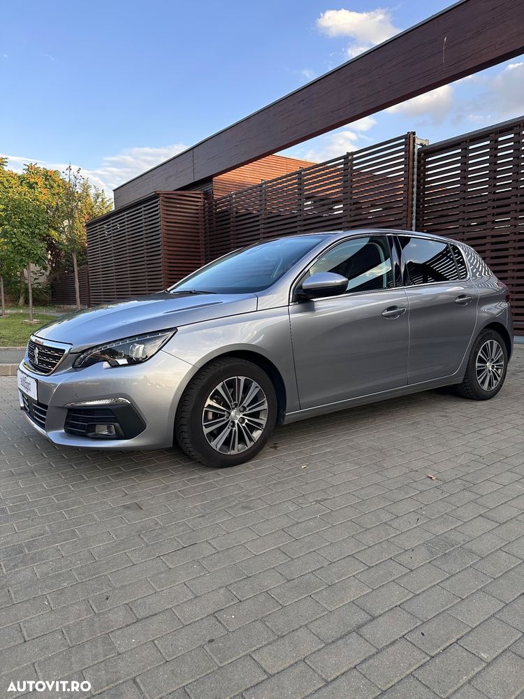Peugeot 308 PureTech 130 GPF EAT8 Stop & Start Allure Business-Paket - 9