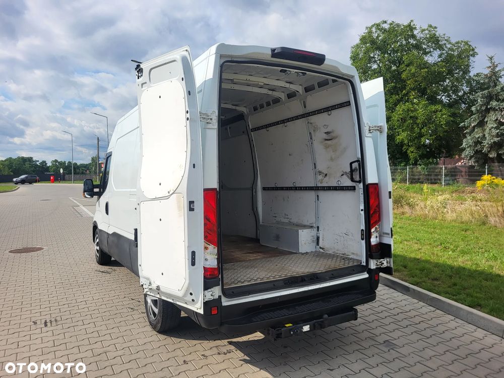 Iveco Daily - 33