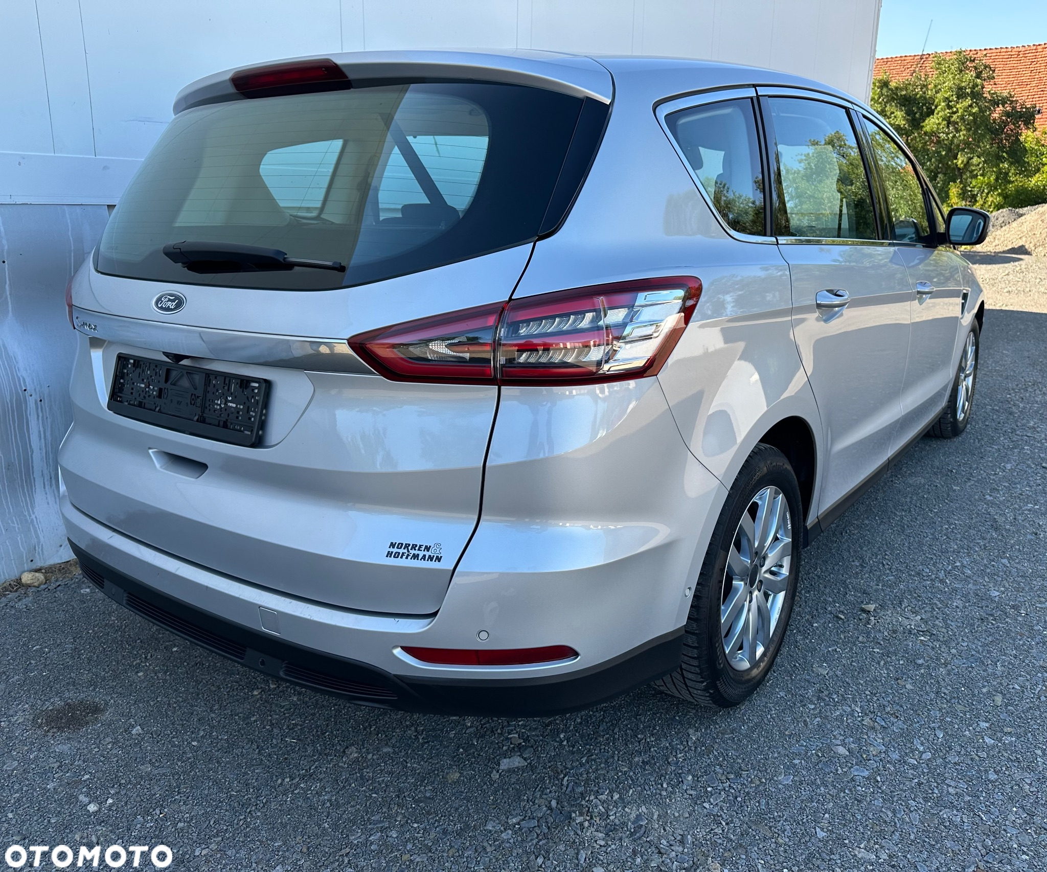 Ford S-Max 2.0 TDCi Titanium PowerShift - 15