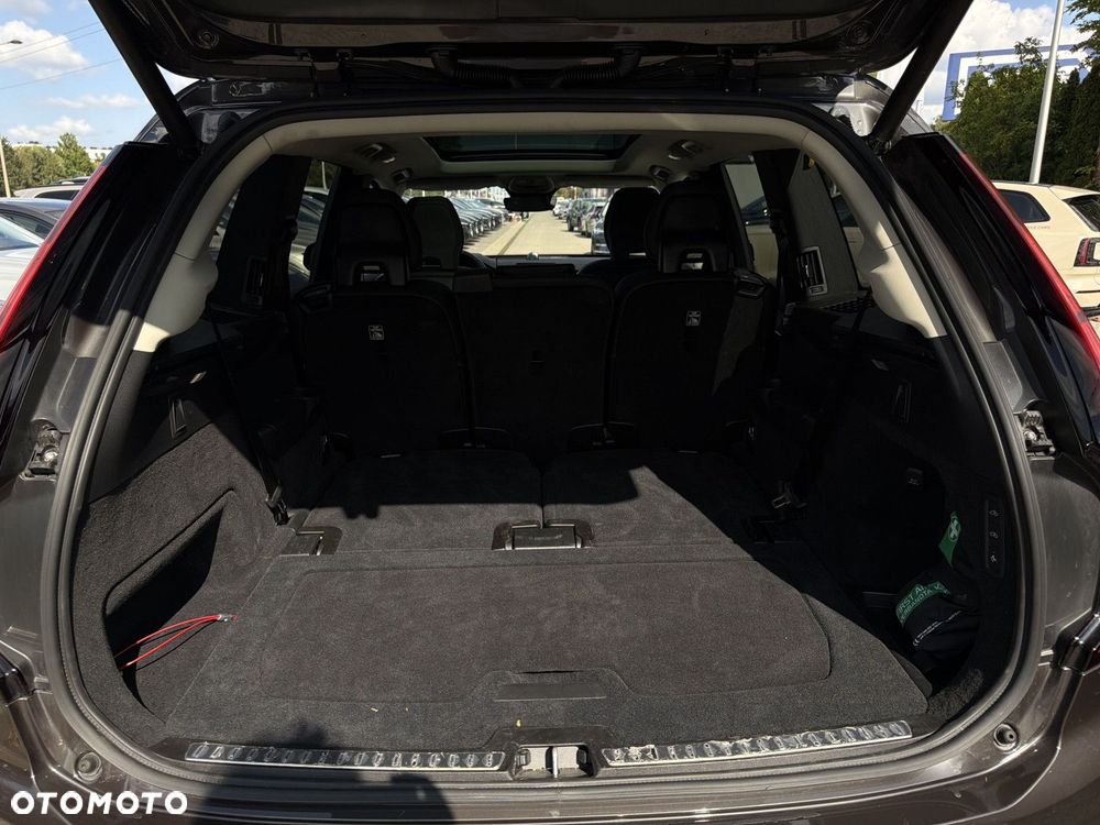 Volvo XC 90 - 33