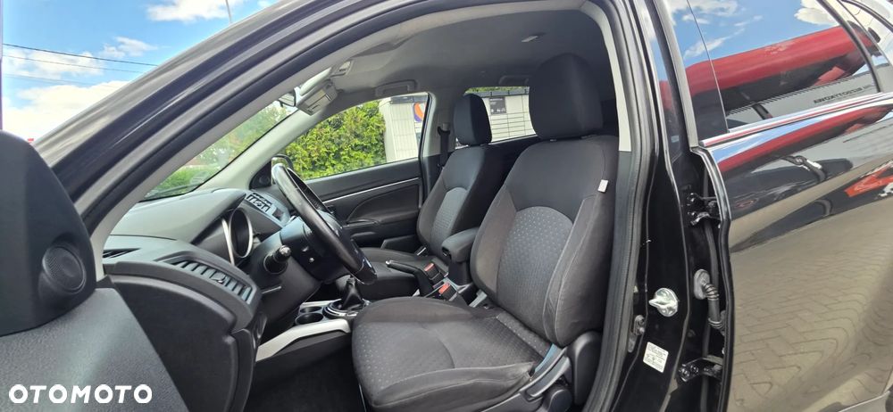 Mitsubishi ASX 1.8 DI-D 2WD Instyle - 26
