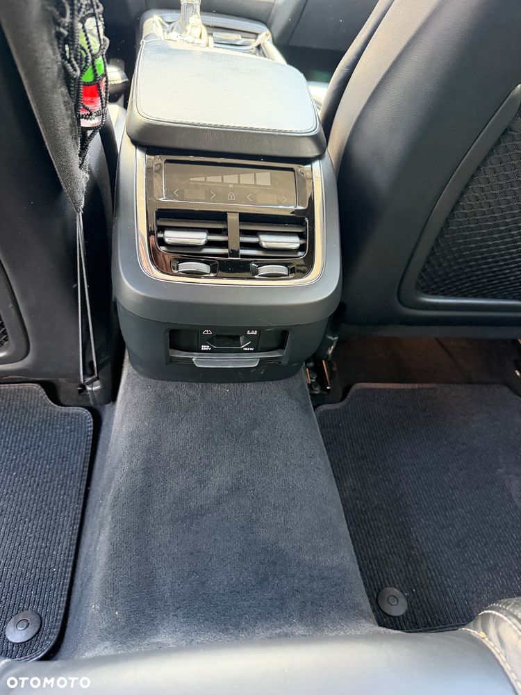 Volvo V90 D5 AWD Momentum - 22