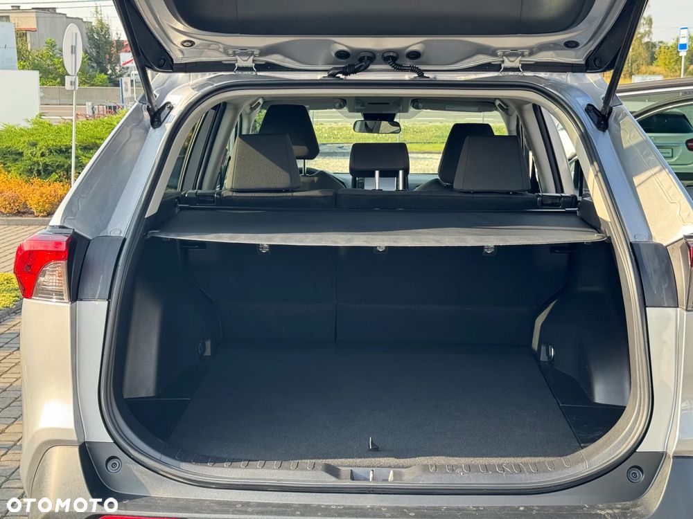 Toyota RAV4 - 12
