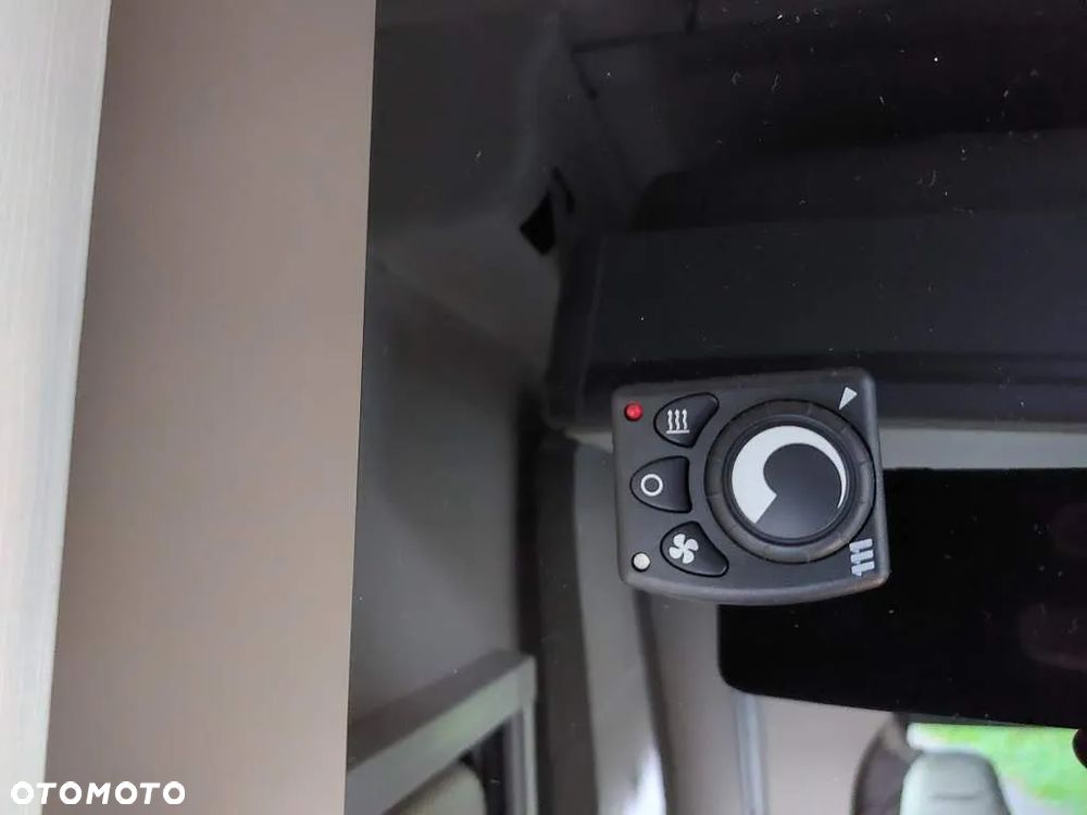 Ford ROLLER TEAM Kronos 5-Osobowy - 36