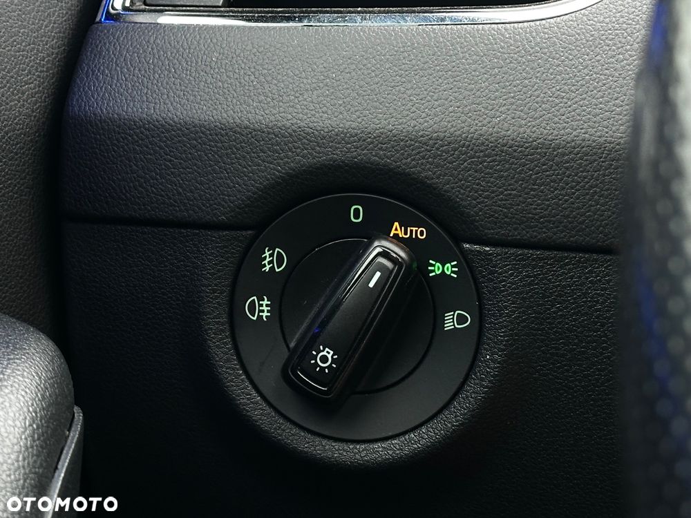 Skoda Octavia 2.0 TDI RS DSG - 26