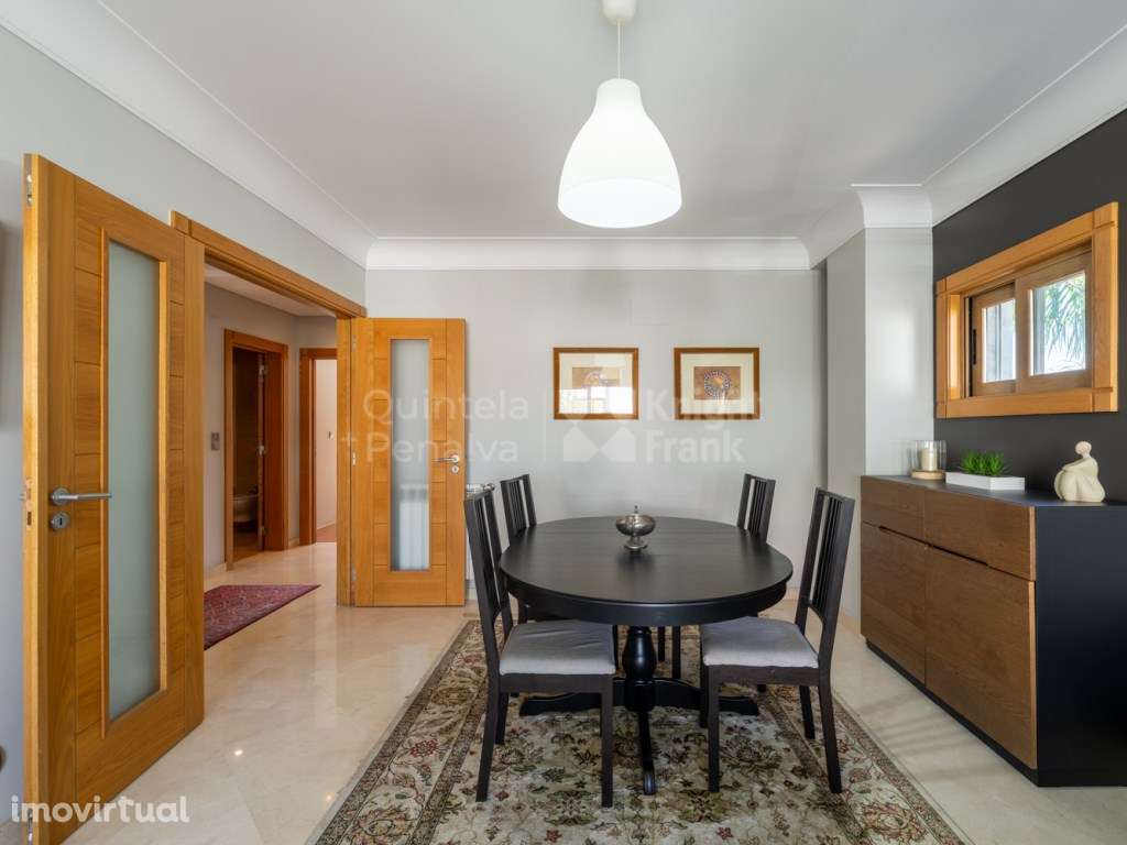 Apartamento T2 com garagem, para arrendar mobilado em Cascais - Grande imagem: 5/27