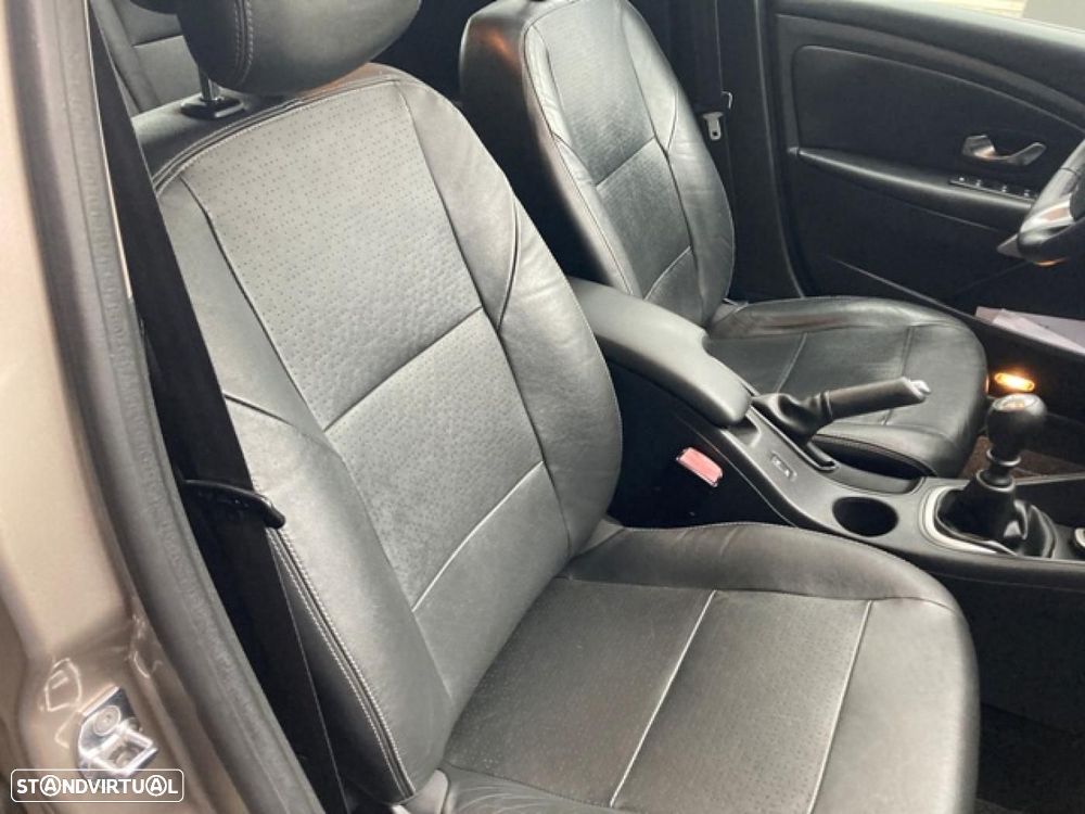 Renault Fluence 1.5 dCi Exclusive - 22