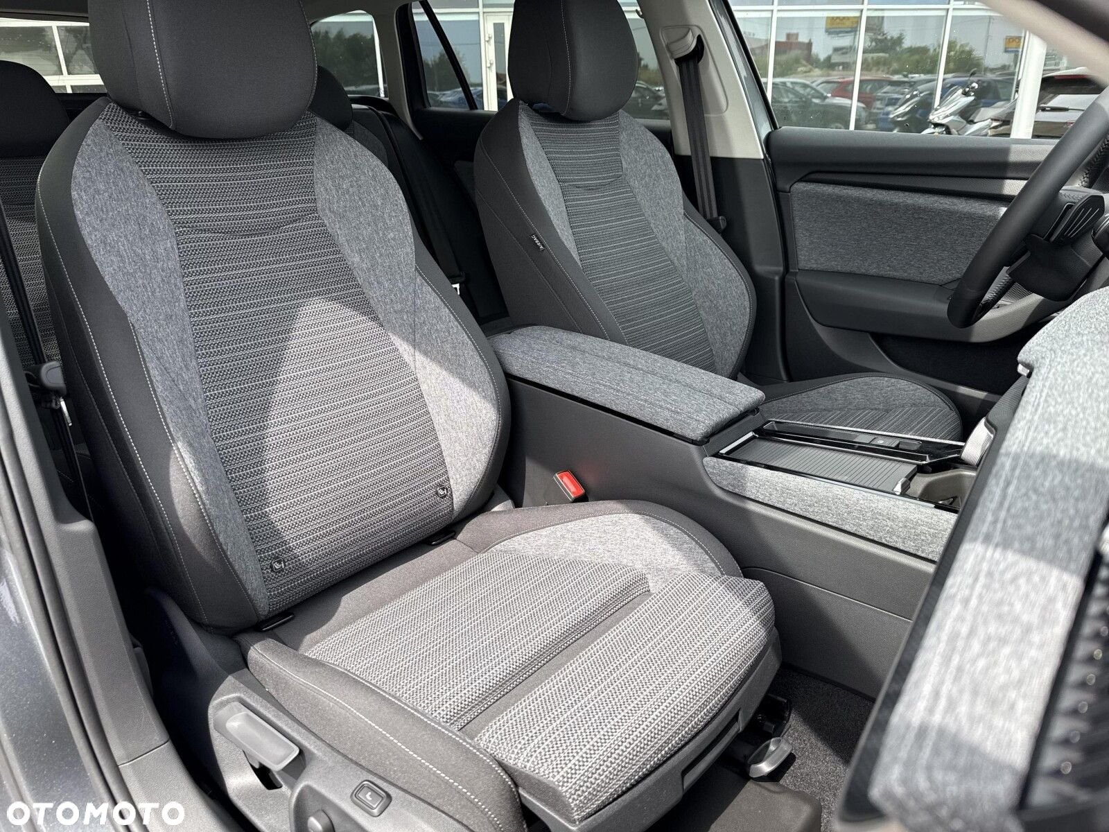 Skoda Superb 1.5 TSI mHEV Selection DSG - 21