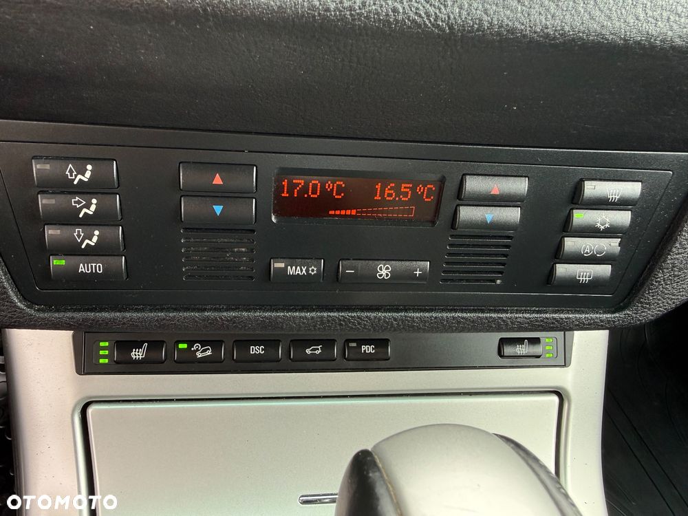 BMW X5 3.0 i Edition Exclusive - 27
