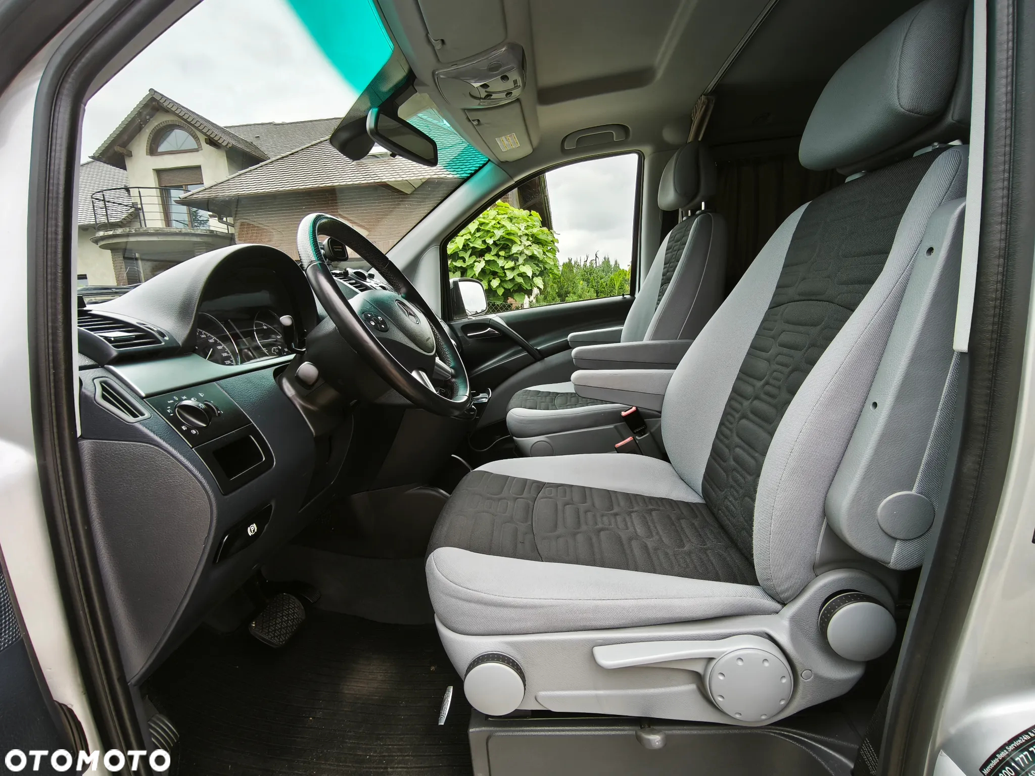 Mercedes-Benz Viano - 21
