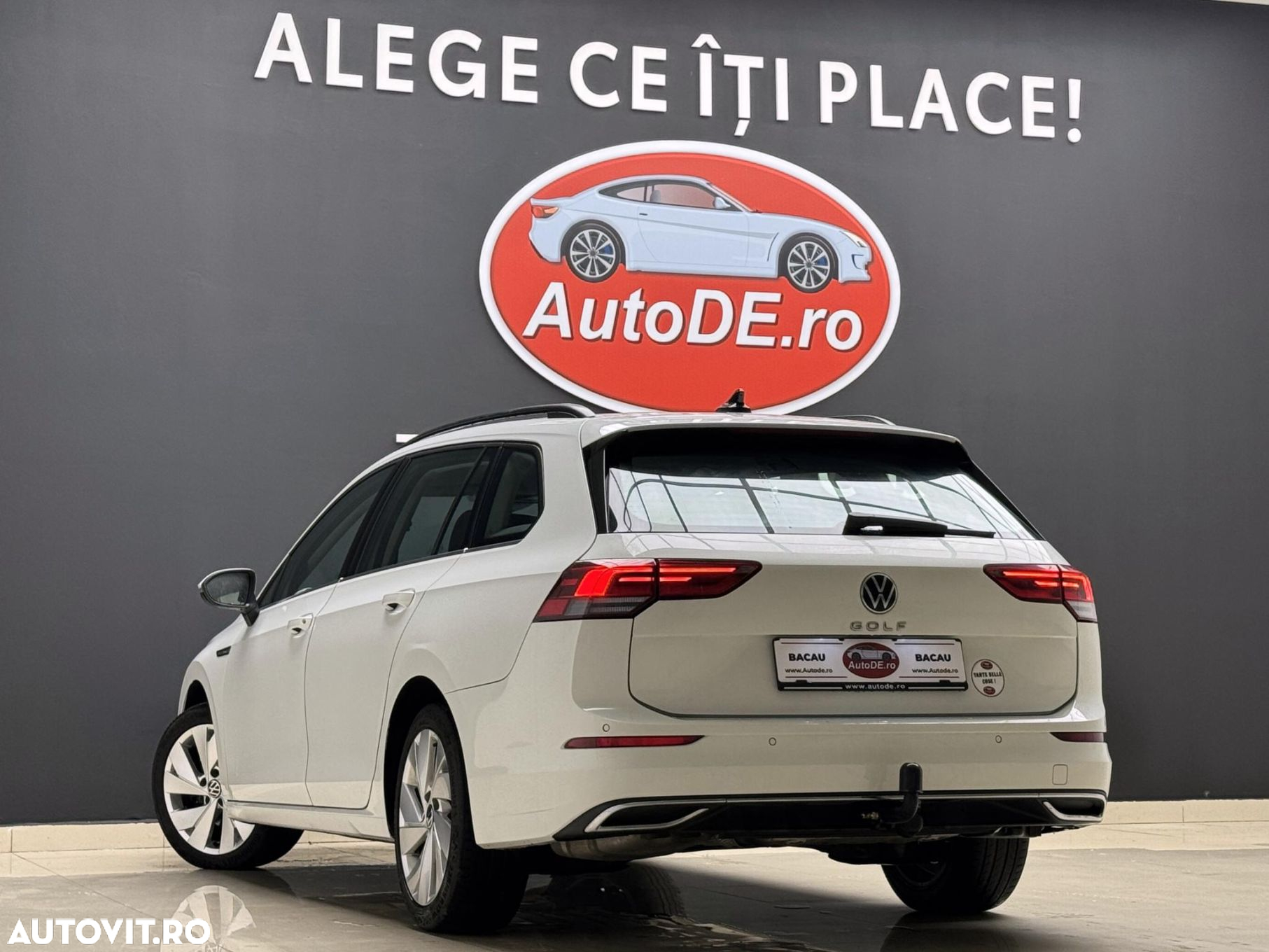 Volkswagen Golf - 3