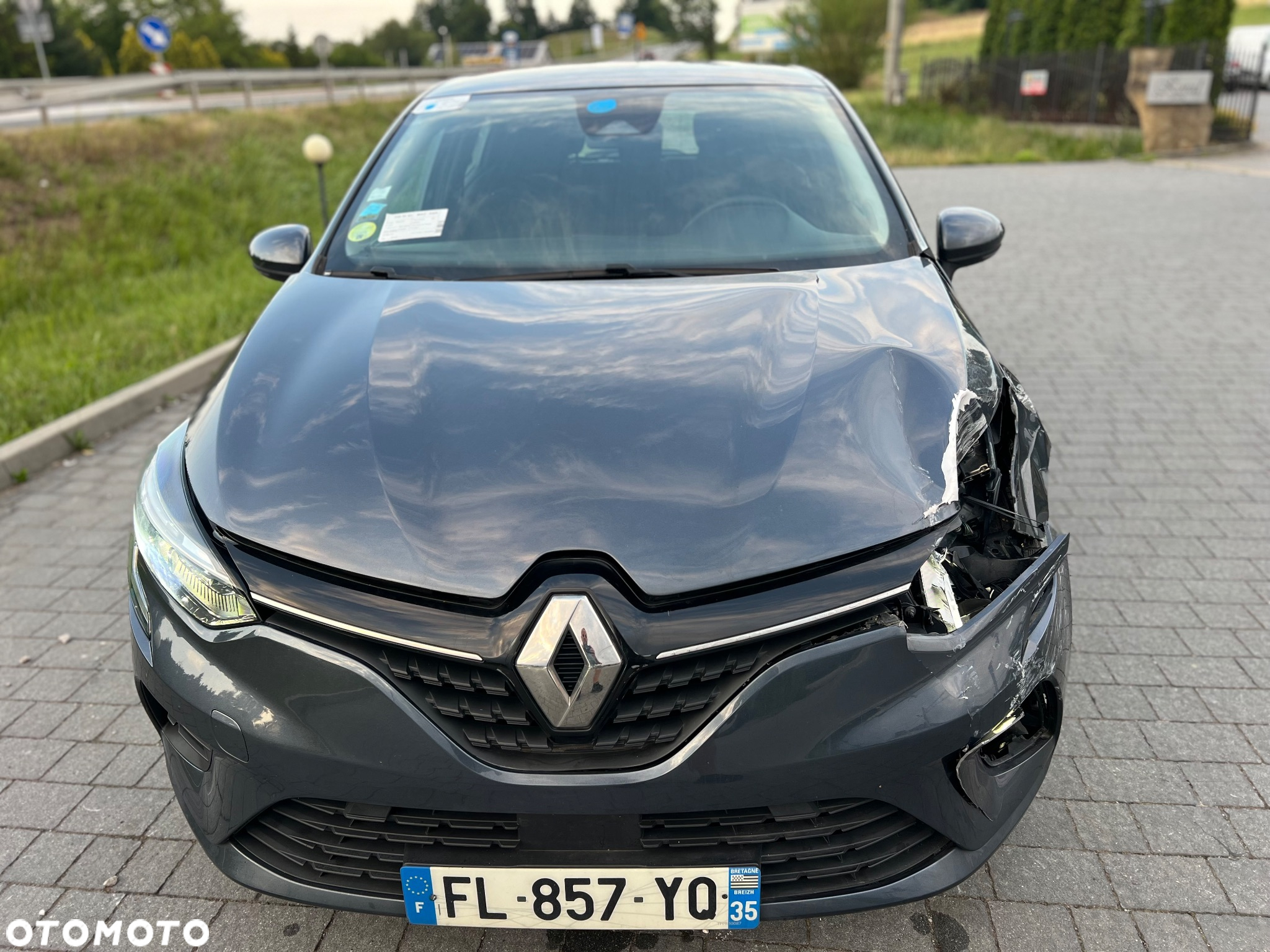 Renault Clio BLUE dCi 85 BUSINESS EDITION - 9
