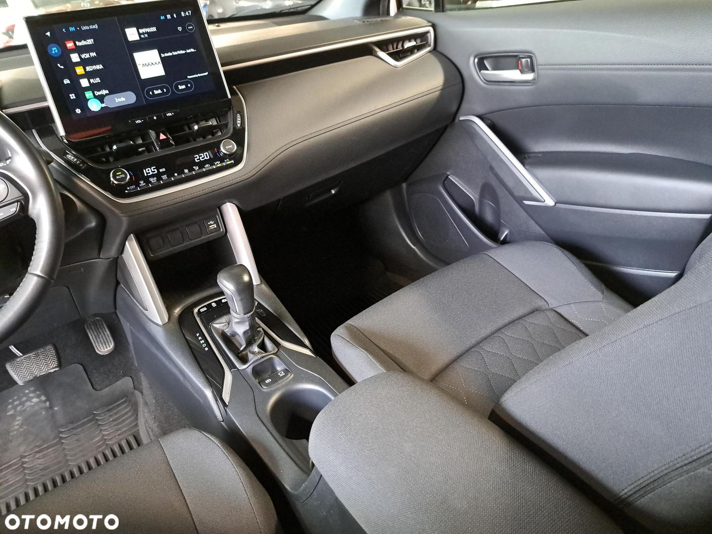 Toyota Corolla Cross - 26