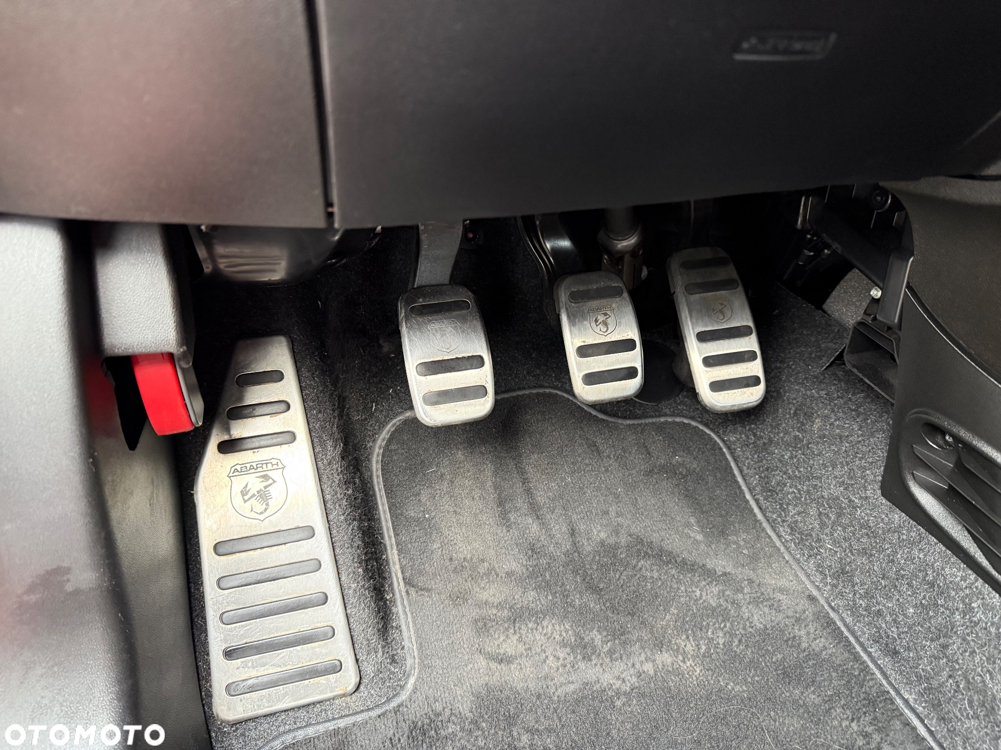 Fiat 500 595 Abarth - 12