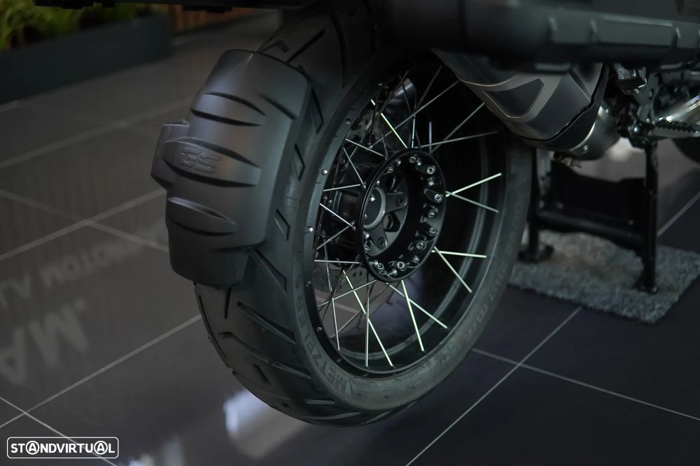 BMW R 1250 GS TRIPLE BLACK - 22