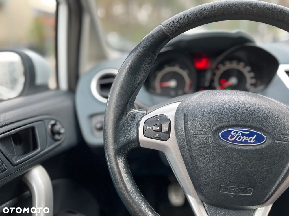 Ford Fiesta 1.6 Sport - 17