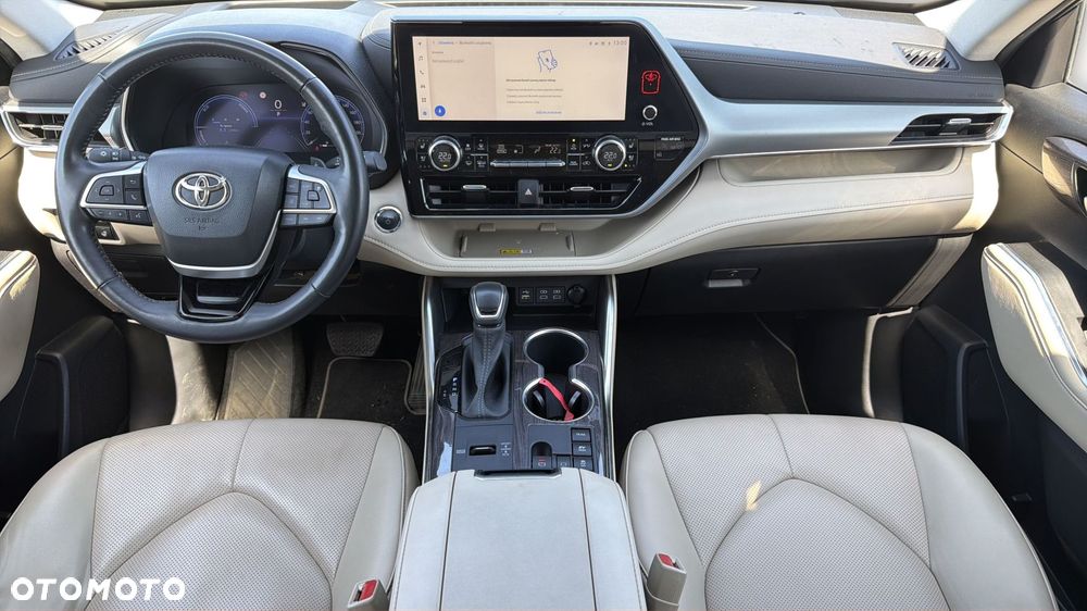 Toyota Highlander - 12