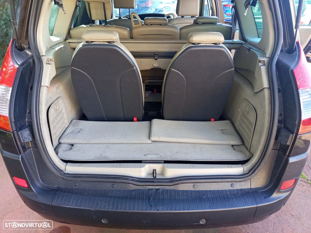 Renault Grand Scénic - 26