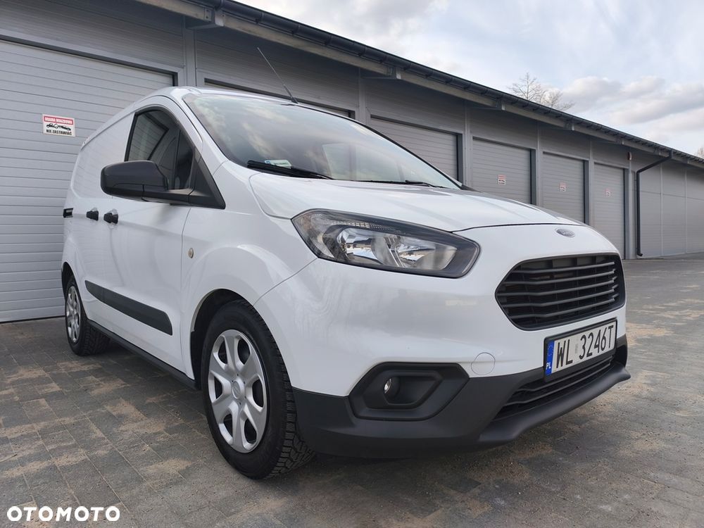 Ford Transit Courier - 2