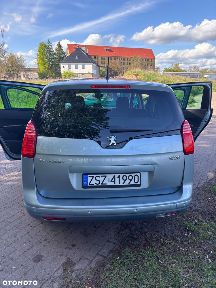 Peugeot 5008 1.6 Active 7os - 11