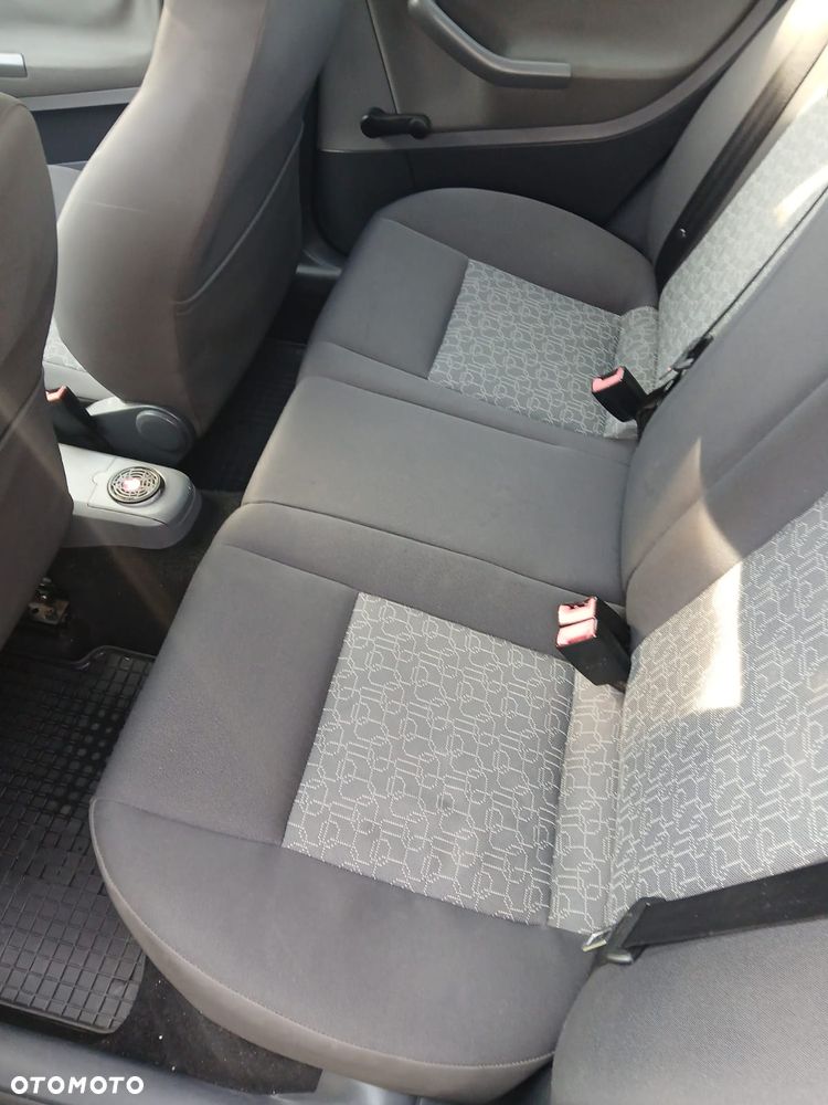 Seat Ibiza 1.4 16V Easy Life - 7