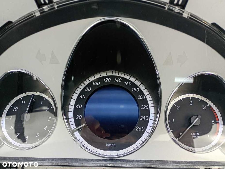 licznik zegary mercedes w212 e-klassa 350 cdi 3.0 v6 europa A2129004113 - 3