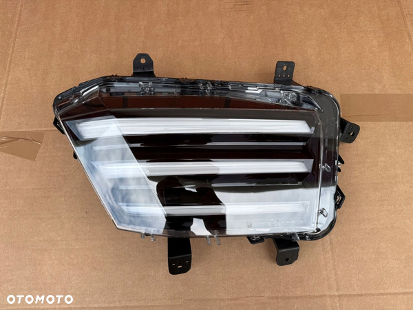 Peugeot e-208 e-2008 II lift 2023- led drl lewy ladny demontaz
