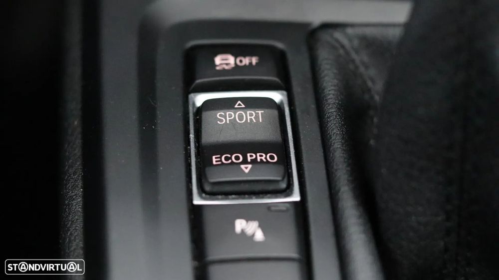 BMW X1 18 d sDrive Auto - 16