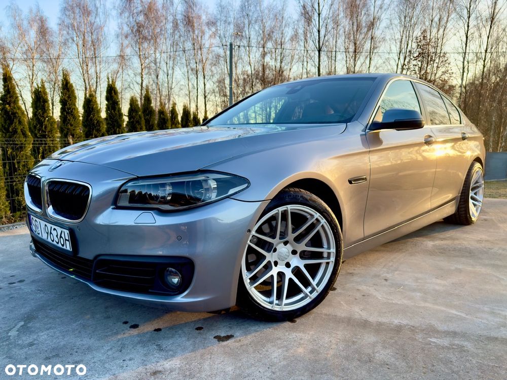 BMW Seria 5 528i xDrive Sport-Aut Luxury Line - 5