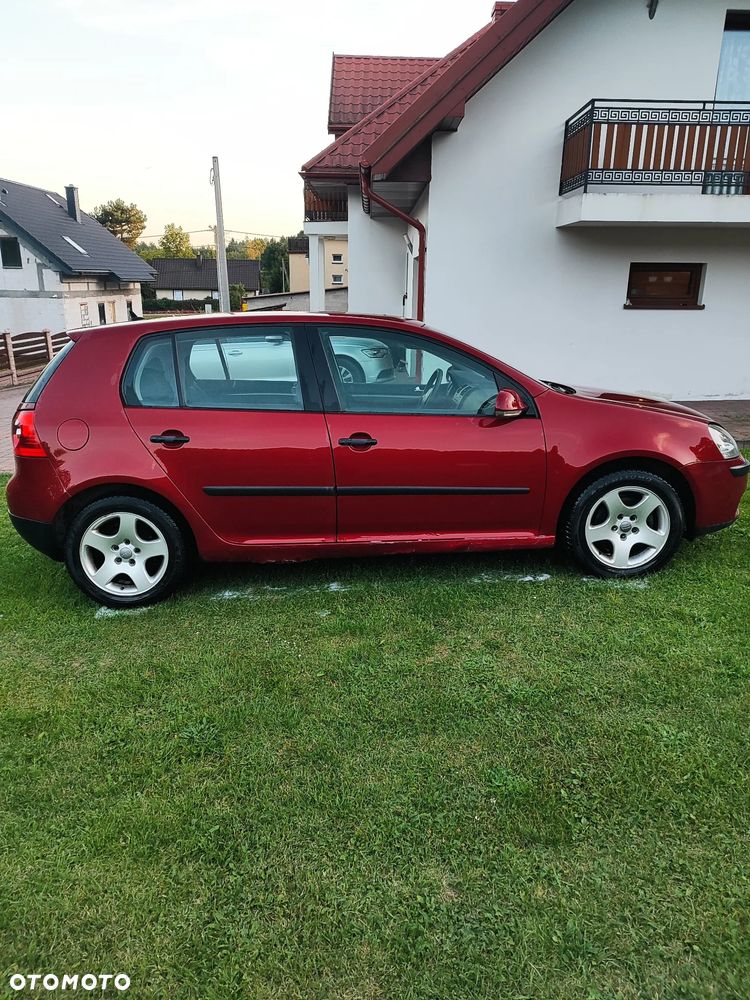 Volkswagen Golf 1.6 FSI Comfortline - 6