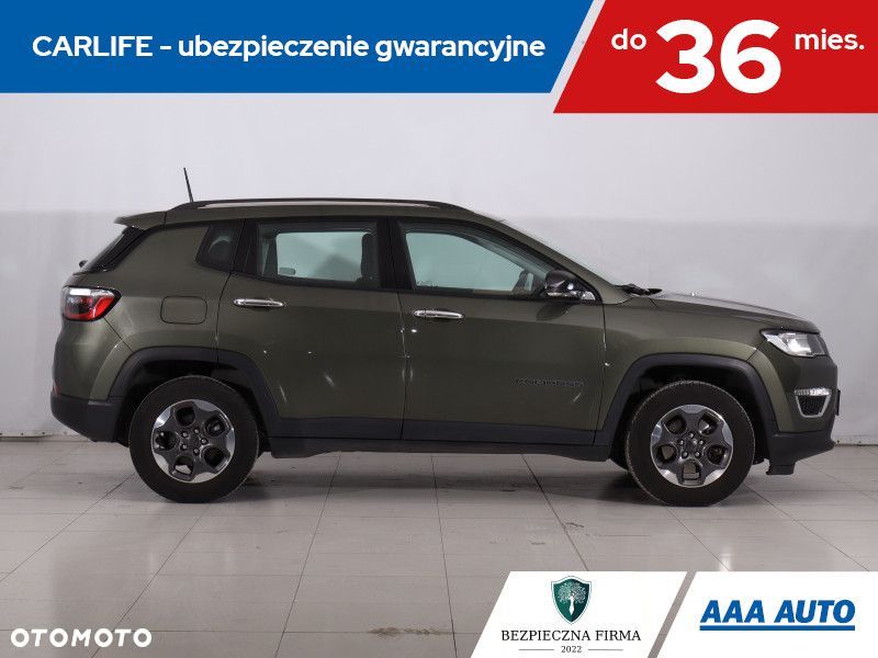 Jeep Compass - 8