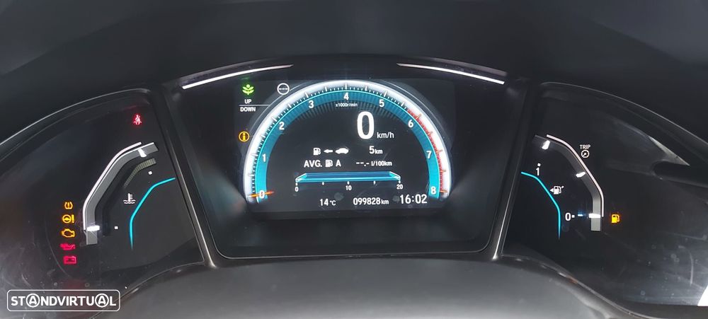 Honda Civic 1.0 i-VTEC Elegance CVT Navi - 18