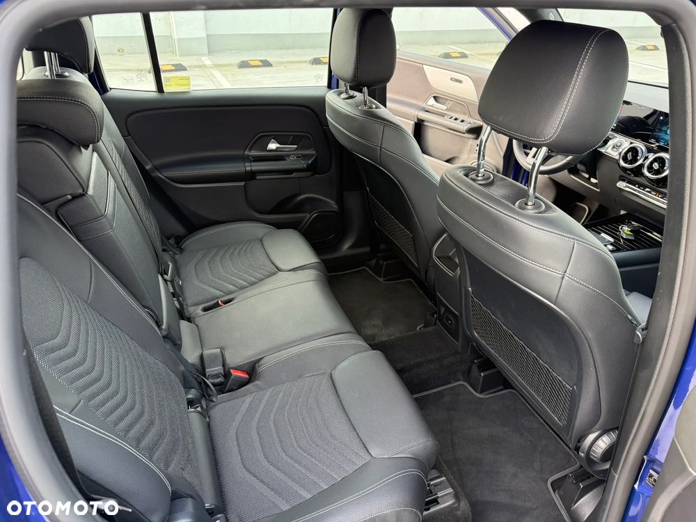 Mercedes-Benz GLB 200 7G-DCT - 27