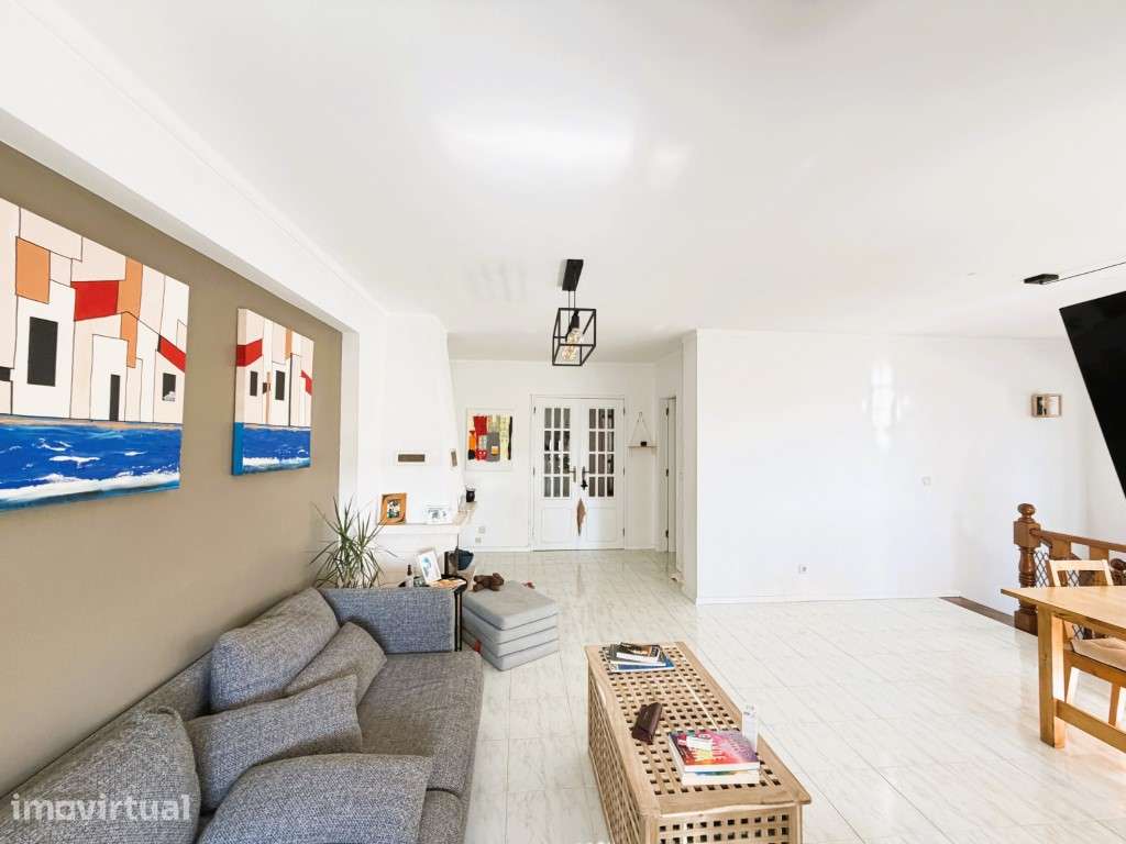 Apartamento T1+1 Duplex com Pátio, Churrasqueira e Garagem | Avenal... - Grande imagem: 4/24