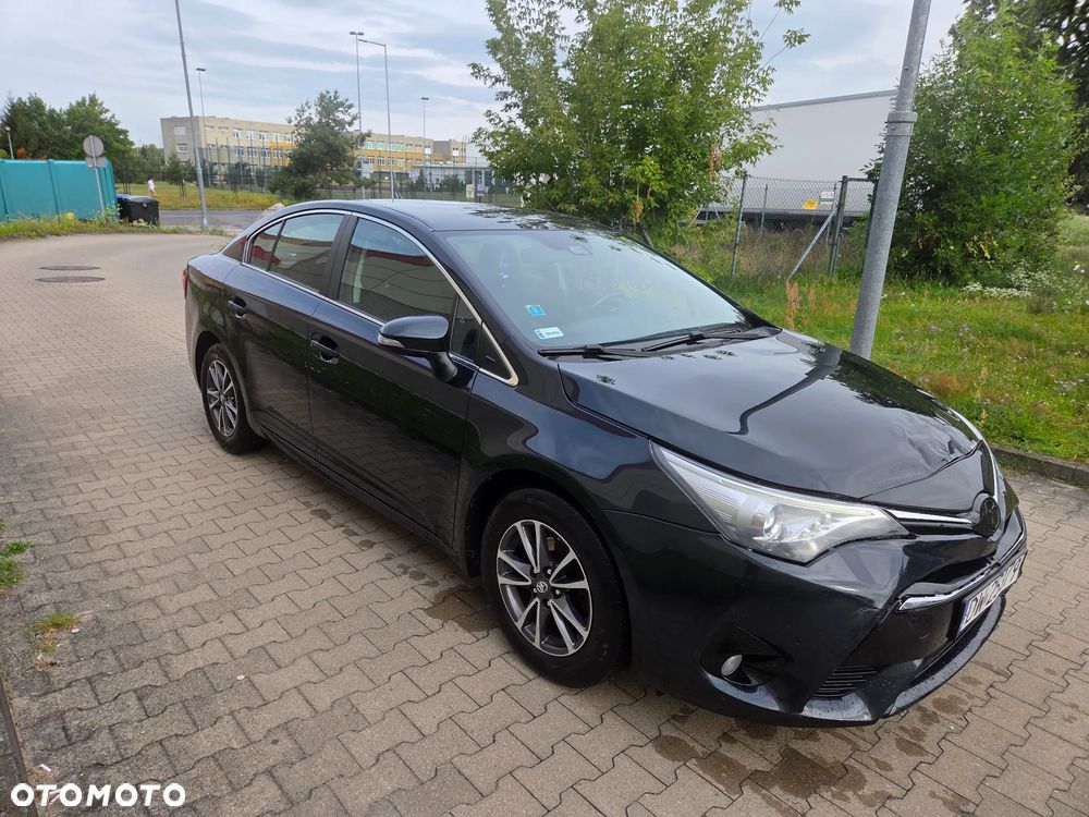 Toyota Avensis 2.0 Premium MS - 4