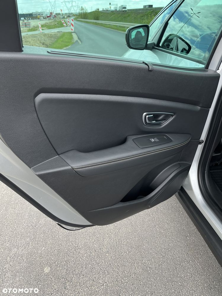 Renault Scenic 1.7 Blue dCi Zen - 15