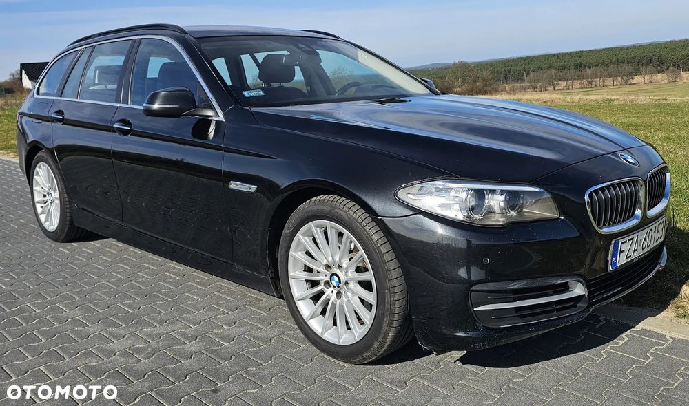BMW Seria 5 520d xDrive - 4