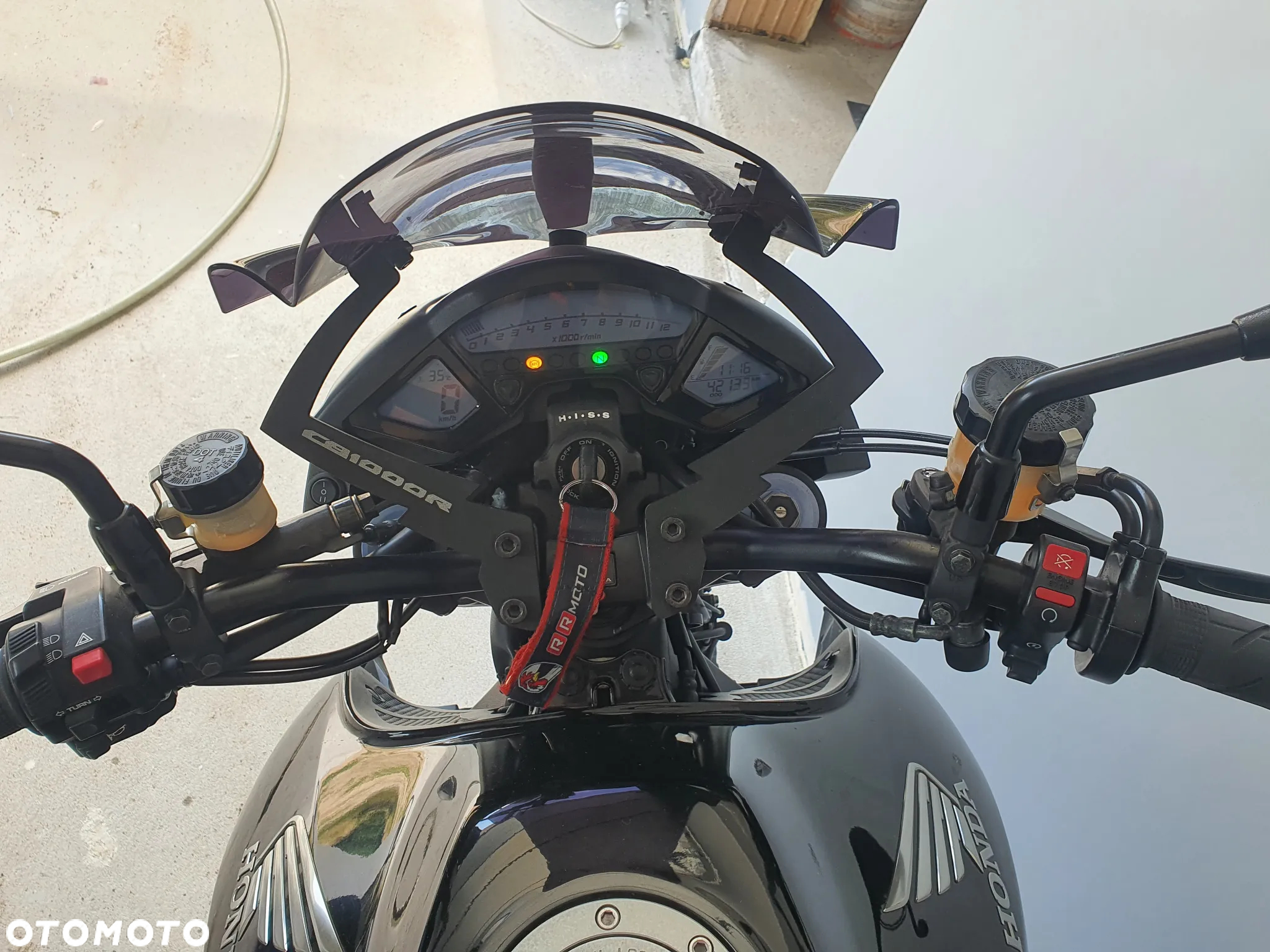Honda CB - 11