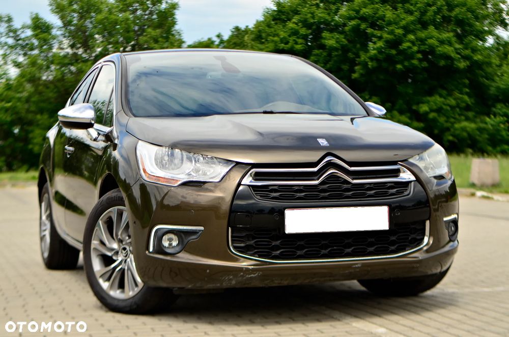 Citroën DS4 e-HDi 115 SoChic - 15