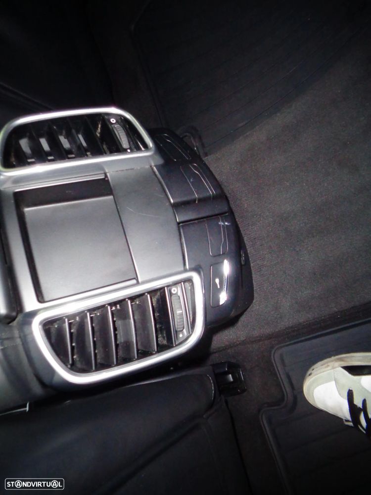 Porsche Cayenne S - 23