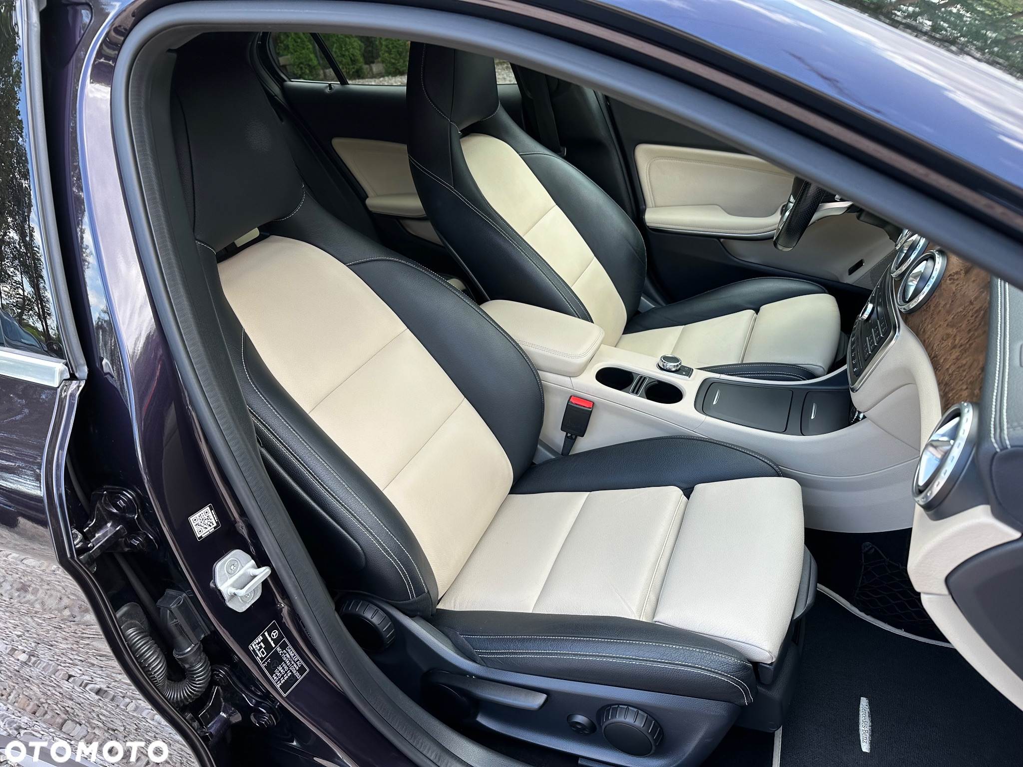 Mercedes-Benz GLA 250 4-Matic - 17