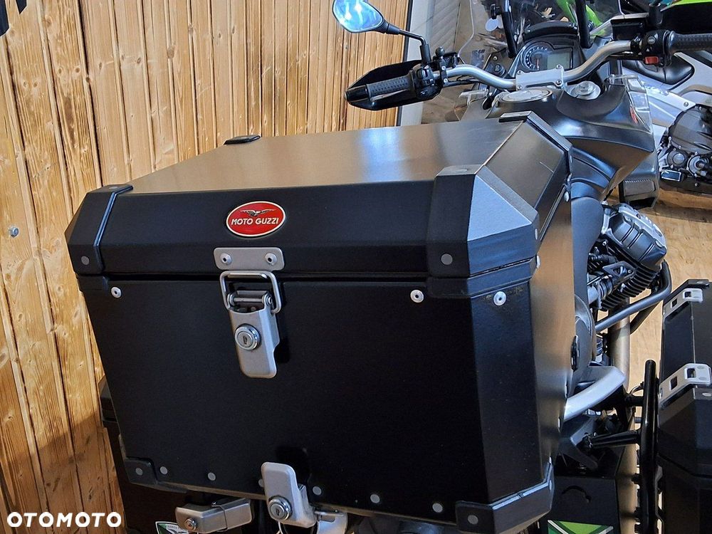 Moto Guzzi Stelvio - 7